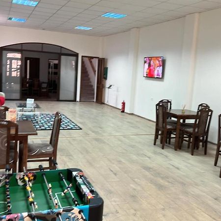 Отель Casa Mio Moldova Noua Экстерьер фото